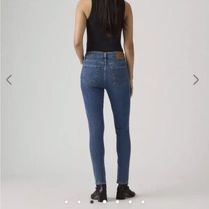 Levi's Women's High Rise Blue Jeans